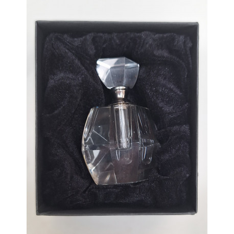 Flacon de parfum dans boîte cadeau