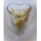 Composition Fleurs artificielles dans Vase coeur