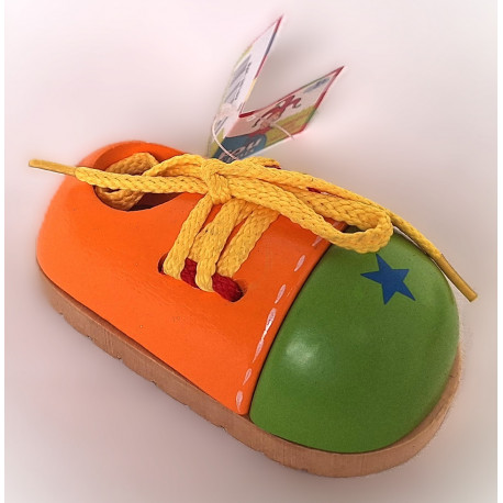 Jeu éducatif en bois : J'apprends à lacer mes chaussures - chaussure à lacer en bois